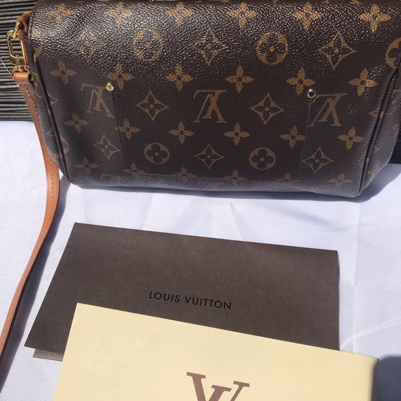 Rare Louis Vuitton Favorite MM Monogram Crossbody - Authentic w/ Receipt - Picture 5 of 13